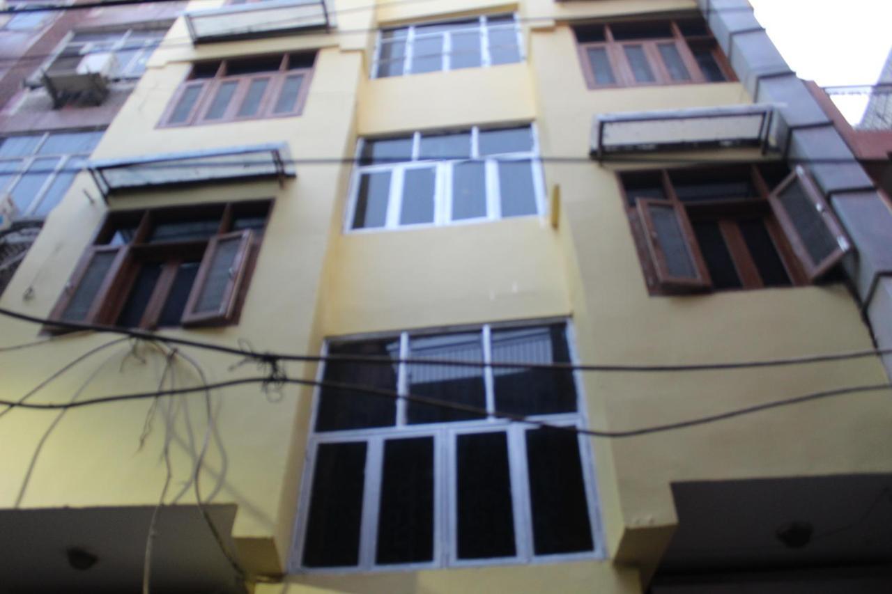 Delhi Inn New Delhi Exterior photo